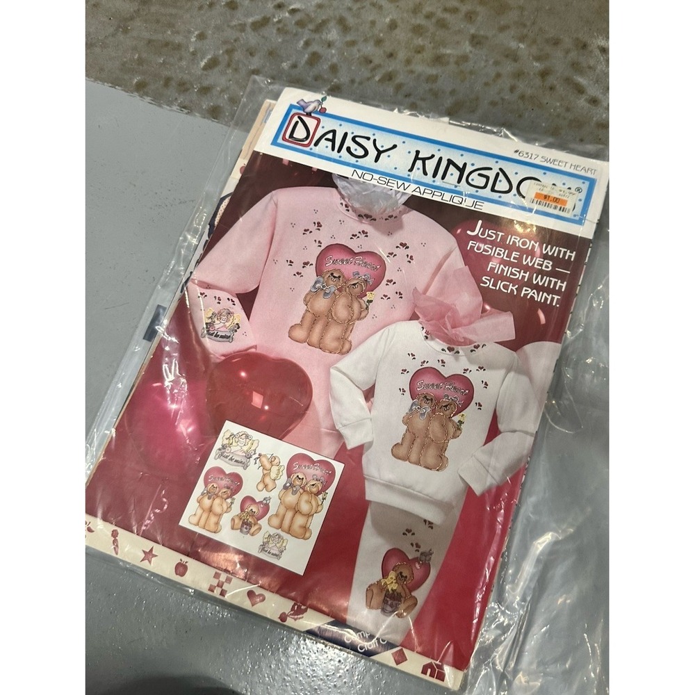Daisy Kingdom No-Sew Fabric‎ Appliqué 6317 "Sweet Heart" IronOn w/Fusible Web